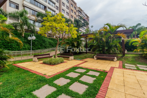 Image 75 - 264877