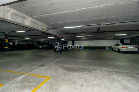 Image 44 - 206881