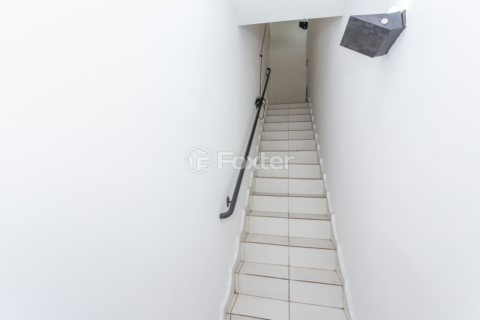 Image 38 - 888649