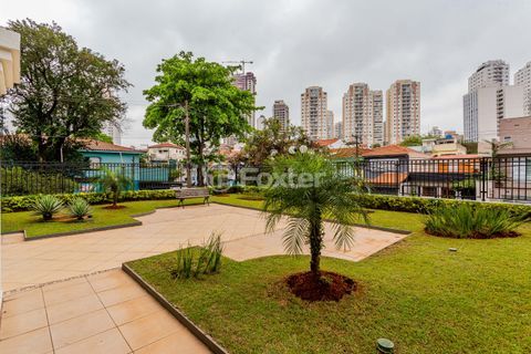Image 17 - 1015360