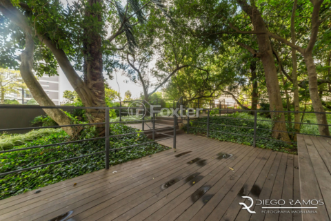 Image 49 - 1014900