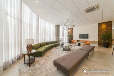 Image 32 - 1014900