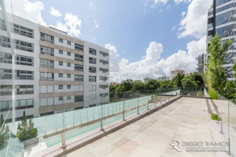 Image 15 - 1014900