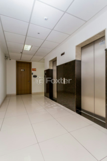 Image 6 - 1006458