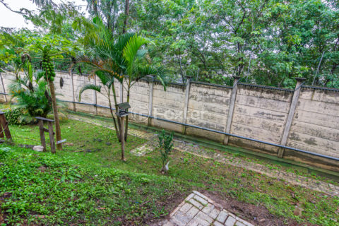 Image 20 - 884910
