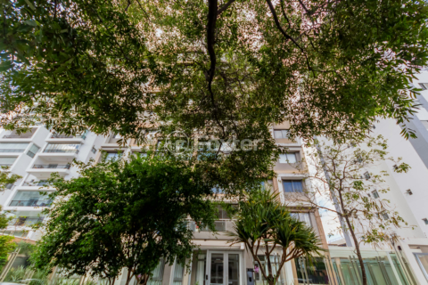 Image 2 - 1008437