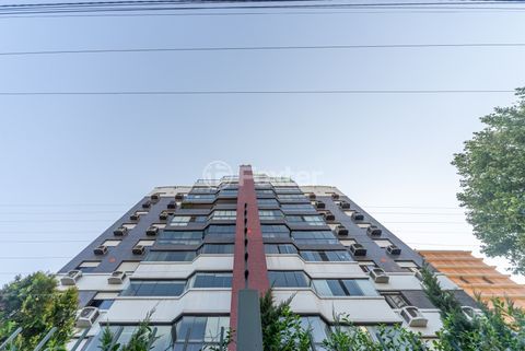 Image 75 - 993281