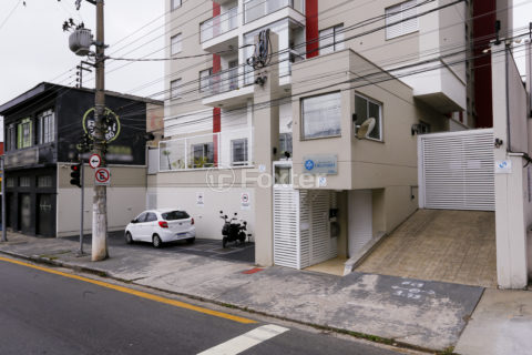 Image 20 - 1015779