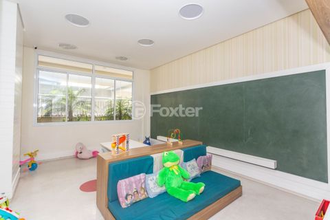Image 26 - 992173