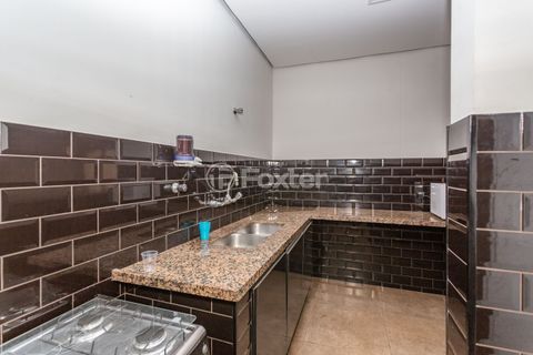 Image 39 - 323354