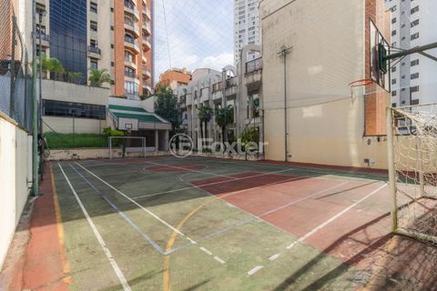 Image 70 - 335658