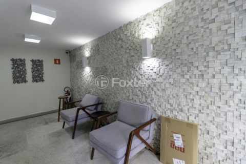 Image 48 - 1011556