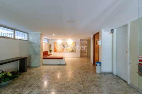 Image 41 - 1010217