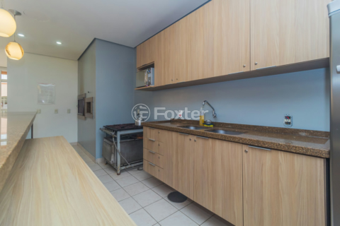 Image 31 - 958950