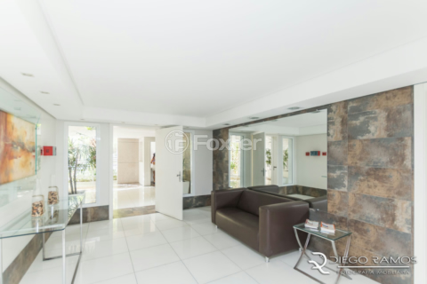 Image 38 - 985525