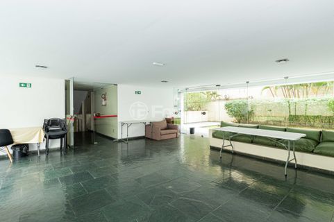 Image 21 - 1013322
