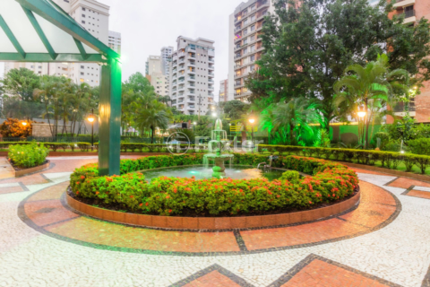 Image 67 - 823134