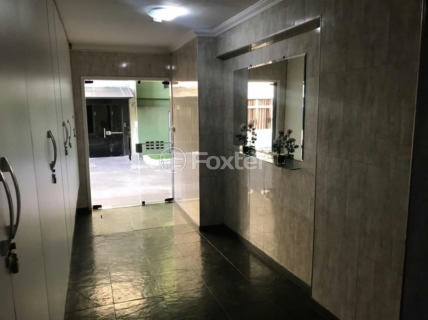 Image 2 - 1019526