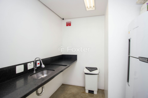 Image 39 - 932157