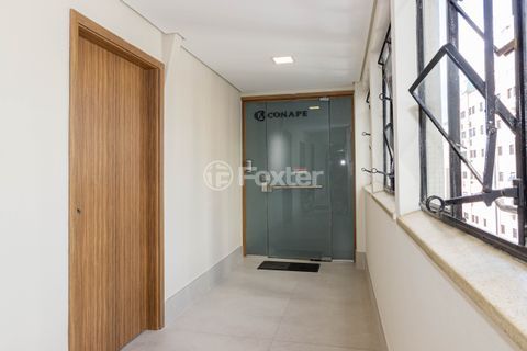 Image 25 - 918432