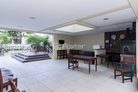 Image 41 - 1002825