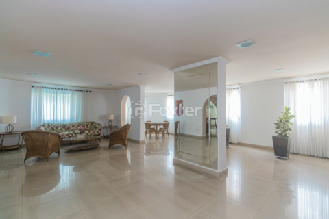 Image 31 - 985562