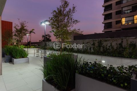 Image 44 - 377010