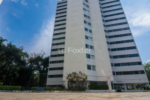 Image 24 - 845318