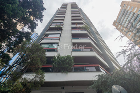 Image 35 - 1007156
