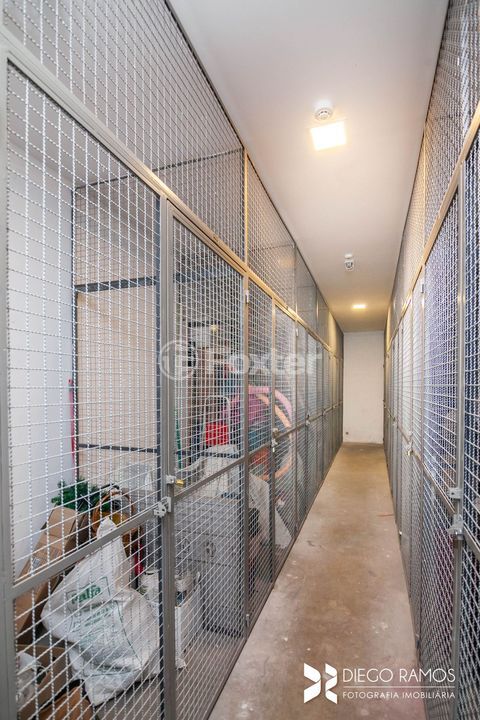 Image 35 - 968316