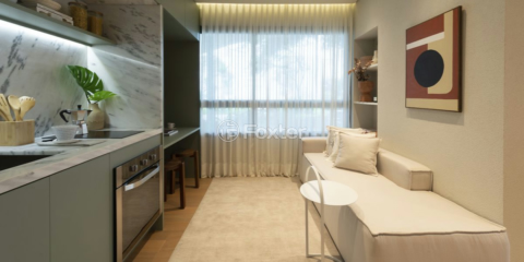 Image 21 - 900079