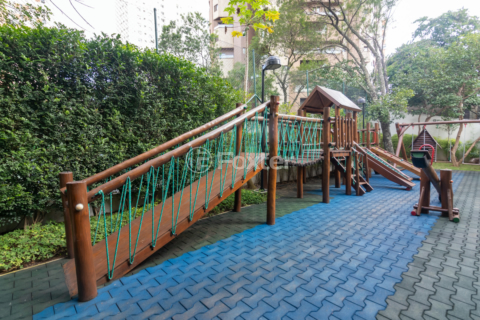 Image 50 - 981207
