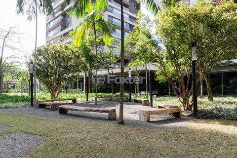 Image 30 - 1023843