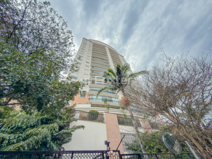 Image 57 - 1017485