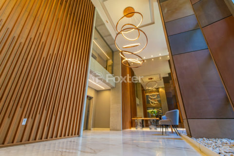 Image 45 - 1017575