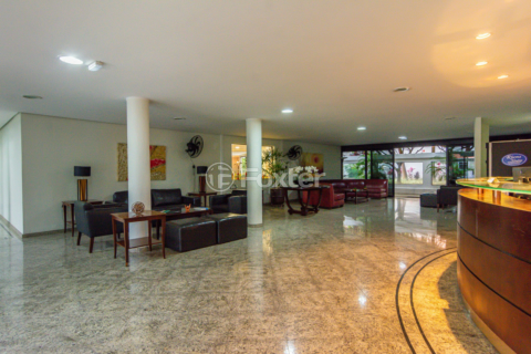 Image 33 - 981092