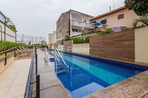 Image 18 - 28408