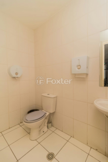 Image 63 - 877646