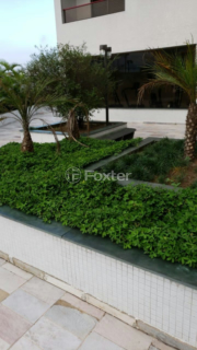 Image 29 - 326010