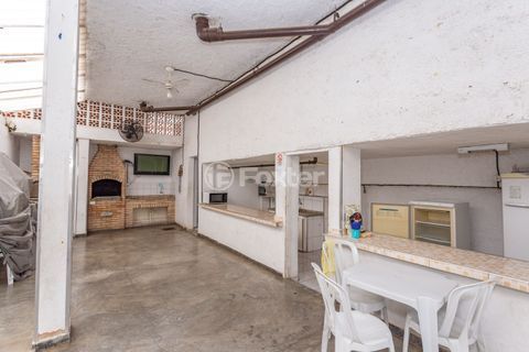 Image 37 - 771500