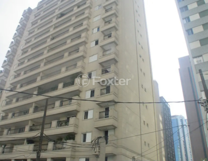 Image 32 - 1003282