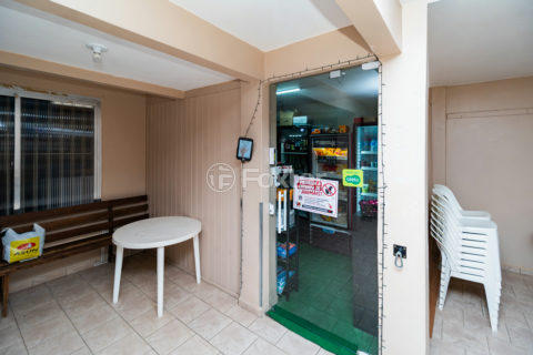 Image 33 - 983630