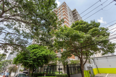 Image 39 - 999496