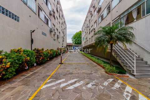 Image 34 - 982514