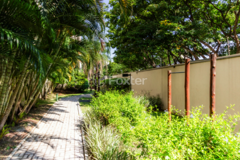 Image 70 - 336858