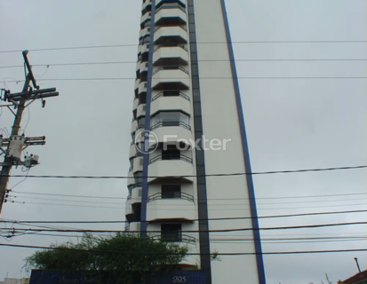 Image 82 - 810827