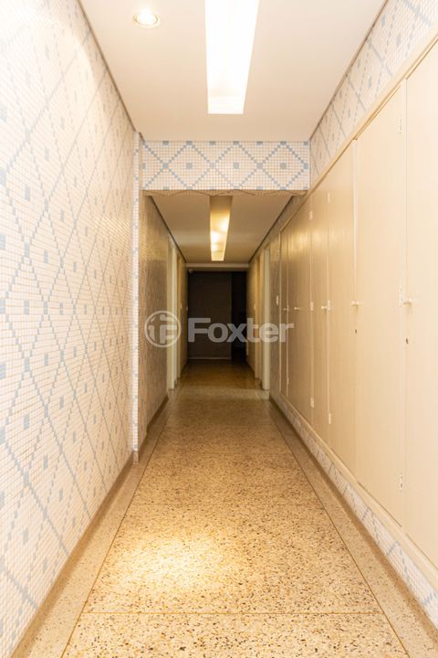 Image 30 - 926349