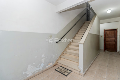 Image 38 - 379065