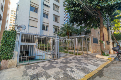Image 26 - 1010158