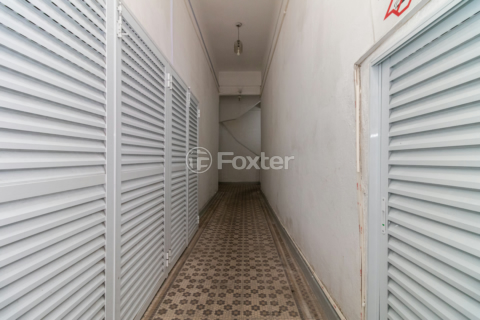 Image 23 - 965556